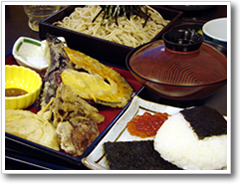 月替わりの定食(写真は9月)